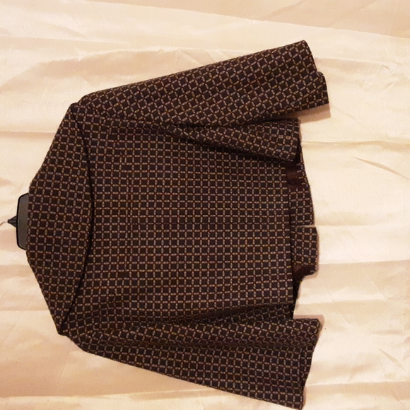 Women's cape jacket - Picture 2 of 3